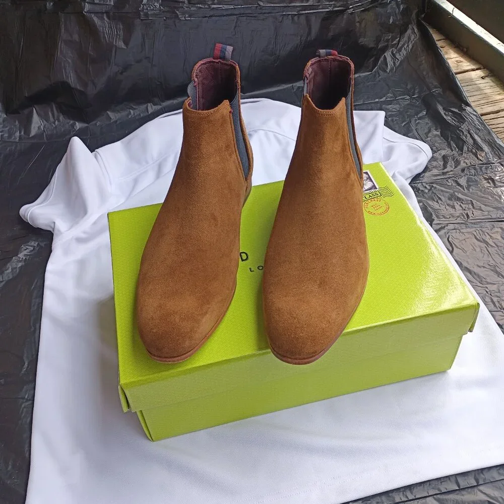 Chelsea Boot - Picture 2 of 4